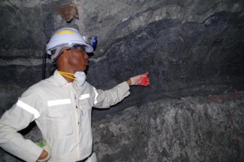 LG4 chomitite exposed in an underground mine, eastern limb of the Bushveld Complex, South Africa